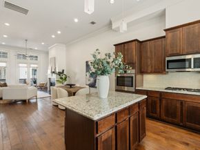 2960 Rusk Street, Houston TX 77003