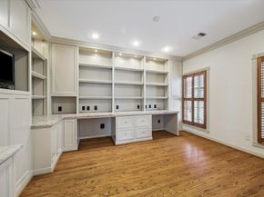 3738 Wickersham Ln, Houston TX 77027