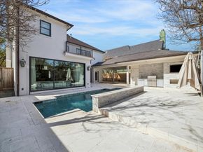 3738 Wickersham Ln, Houston TX 77027