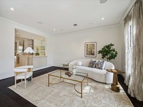 3738 Wickersham Ln, Houston TX 77027