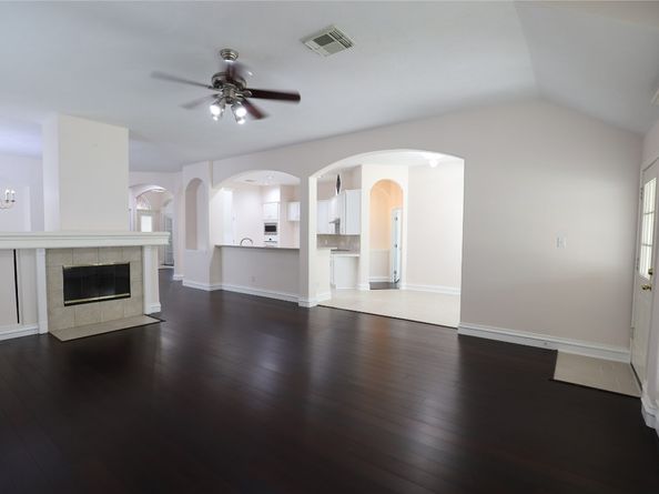 11411 Old Mission Road, Houston TX 77095