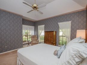 1919 Mosa Creek Court, Houston TX 77017