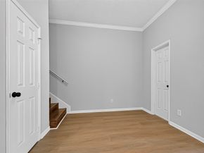 2710 Grants Lake Boulevard L8, Sugar Land TX 77479