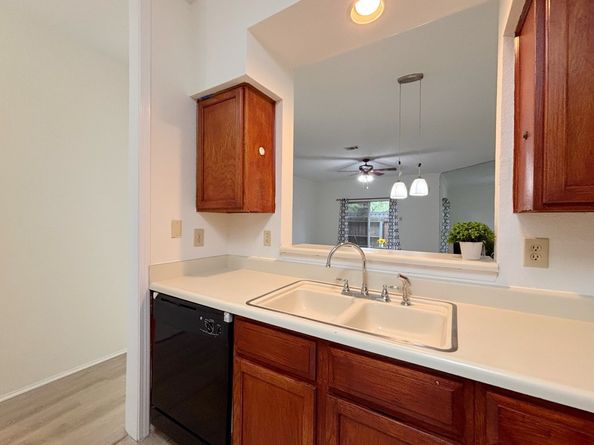 7797 Cambridge Street 7797, Houston TX 77054