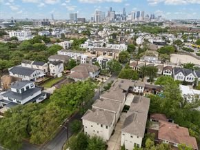 4833 Chenevert Street, Houston TX 77004