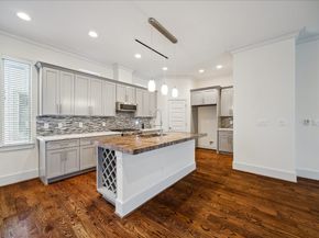 4833 Chenevert Street, Houston TX 77004