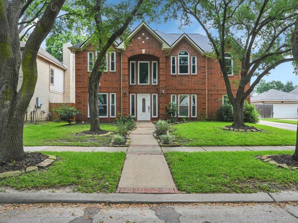 17514 Whispering Star Court, Houston TX 77095