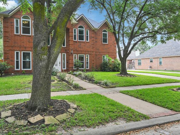 17514 Whispering Star Court, Houston TX 77095