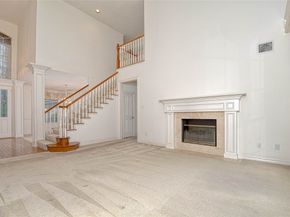 2 Woodmere Place, Spring TX 77381