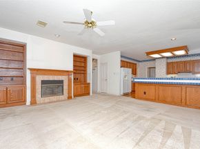 2 Woodmere Place, Spring TX 77381