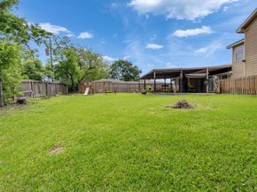 7923 Glenview Drive, Houston TX 77061