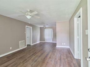 4914 Yellowstone Boulevard, Houston TX 77021