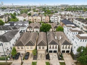 5513 Petty Street C, Houston TX 77007
