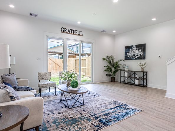 6814 Burkett Street, Houston TX 77021