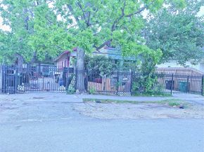 1006 Panama Street, Houston TX 77009