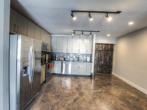 1601 W Webster Street Street 11, Houston TX 77019
