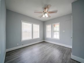 1111 Wooding Street, Houston TX 77011