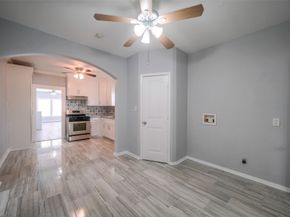1111 Wooding Street, Houston TX 77011