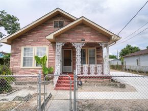 1111 Wooding Street, Houston TX 77011