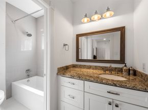 4742-40 Post Oak Timber Drive, Houston TX 77056