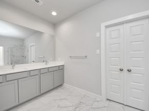 12038 Maple Oak Drive, Houston TX 77066