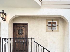 1241 W 24th Street C, Houston TX 77008