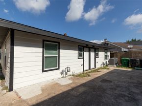 6323 Illinois Street, Houston TX 77021