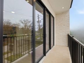 6330 Sidney Street, Houston TX 77021