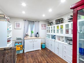 818 Olney Oak Drive, Houston TX 77079