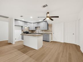 2631 Mansfield Street, Houston TX 77091