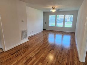 5501 Huisache Street, Houston TX 77081