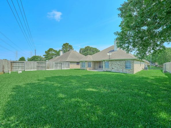 12318 Georgetown Park Court, Houston TX 77058