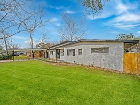10042 Lazy Oaks Street, Houston TX 77080