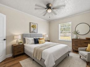10042 Lazy Oaks Street, Houston TX 77080