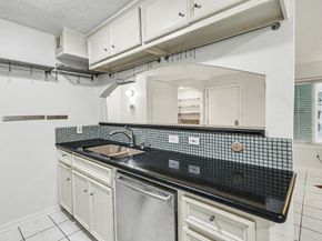 1527 Rutland Street 4, Houston TX 77008
