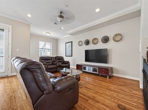 2611 Riverside Drive C, Houston TX 77004