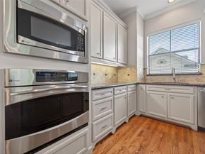 2611 Riverside Drive C, Houston TX 77004