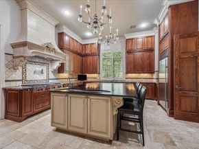 802 Country Lane, Houston TX 77024