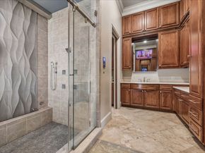 802 Country Lane, Houston TX 77024