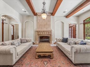 802 Country Lane, Houston TX 77024