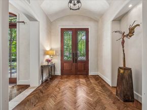 802 Country Lane, Houston TX 77024