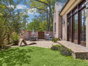 802 Country Lane, Houston TX 77024