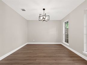 338 Coach Lamp Lane, Houston TX 77060