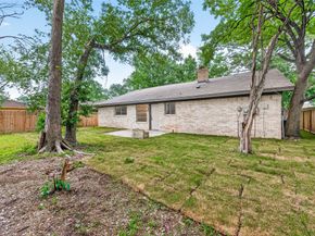 338 Coach Lamp Lane, Houston TX 77060