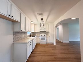 5935 Southseas Street, Houston TX 77033