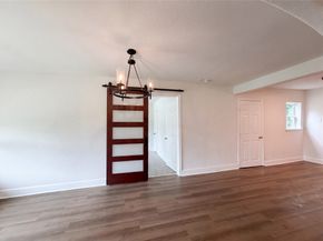 5935 Southseas Street, Houston TX 77033