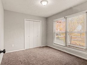 2067 SE Shadow Rock Drive, Houston TX 77339