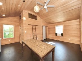 1202 Archer Street, Houston TX 77009