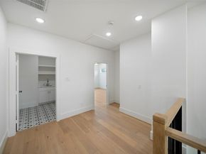 8521 Friendship Road, Houston TX 77080