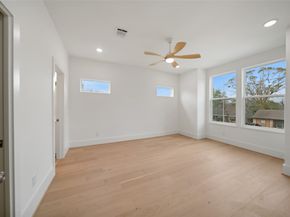 8521 Friendship Road, Houston TX 77080